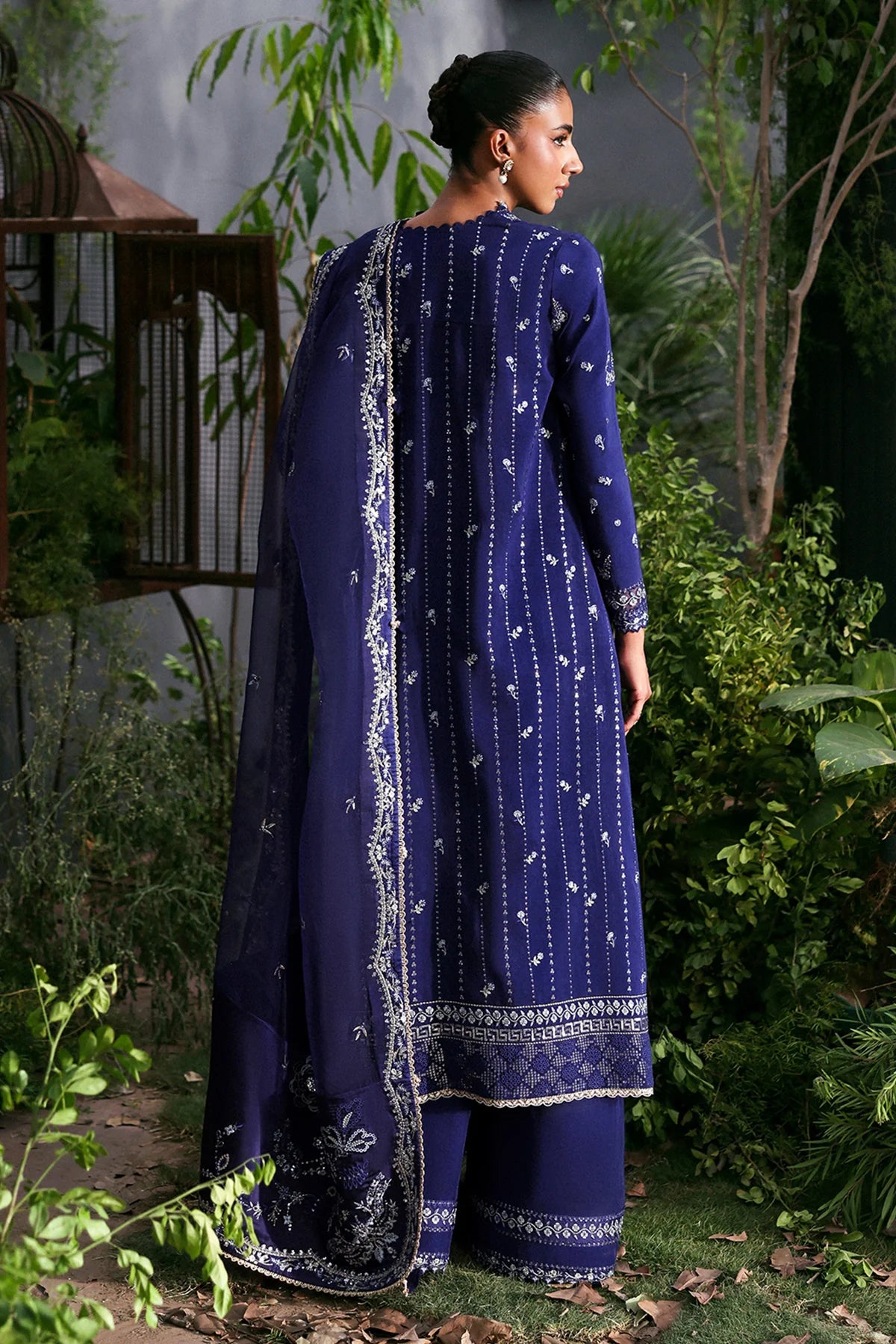 Afrozeh Maison La Fuchsia'25 dyed trouser with embroidered borders

