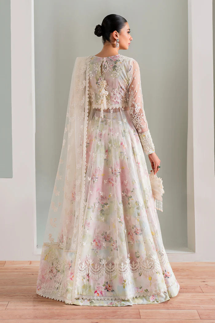 Back body design of UF-686 featuring net embroidery
