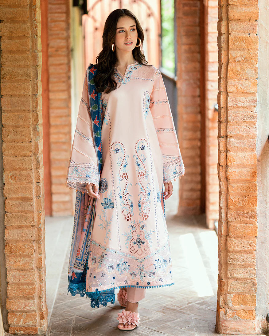 Chikan embroidered front panel of Roheenaz Islene lawn shirt