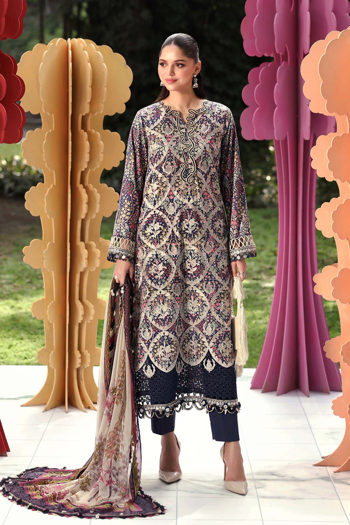 Maria B Lawn | 3003-B |3 Piece Unstitched Embroidered Lawn Suit