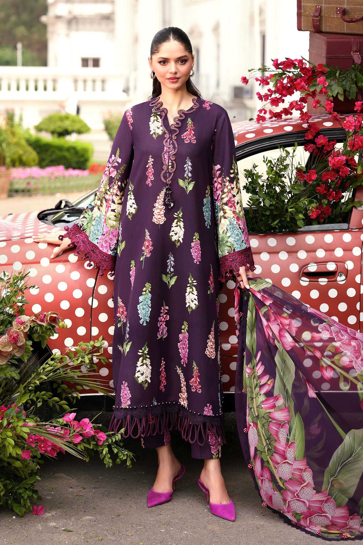 Maria B Lawn | 3005-A |3 Piece Unstitched Embroidered Lawn Suit