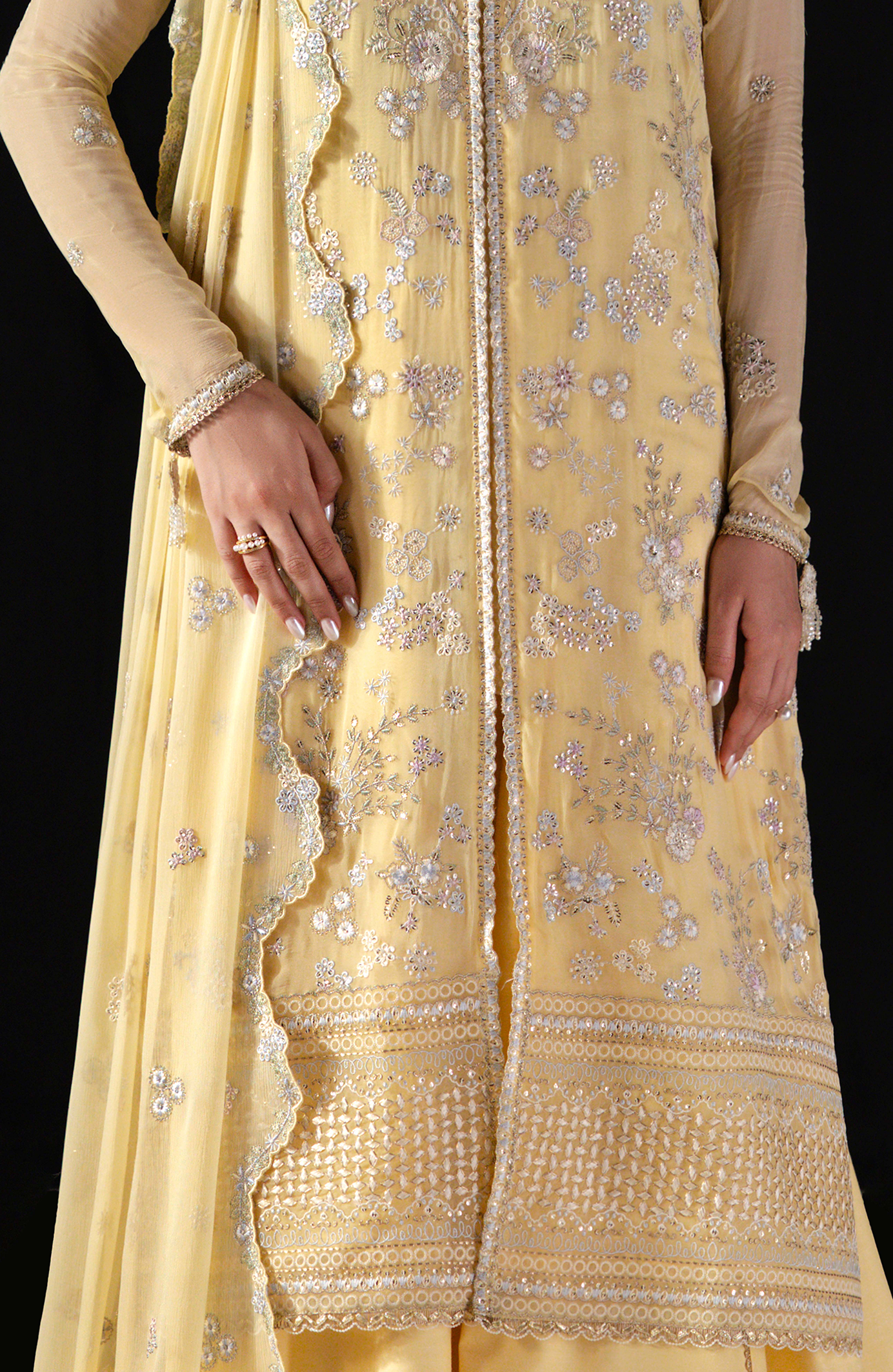 Formal | ELYSIA | UNS-AUREL2025-02