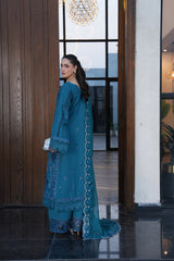 Aylin Lawn '26 | Teal Lotus