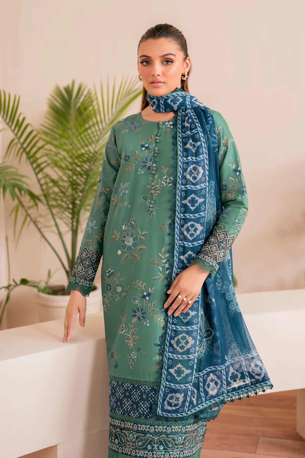 Xenia Summer Lawn '25 | Luna | 3PC Embroidered Lawn Suit