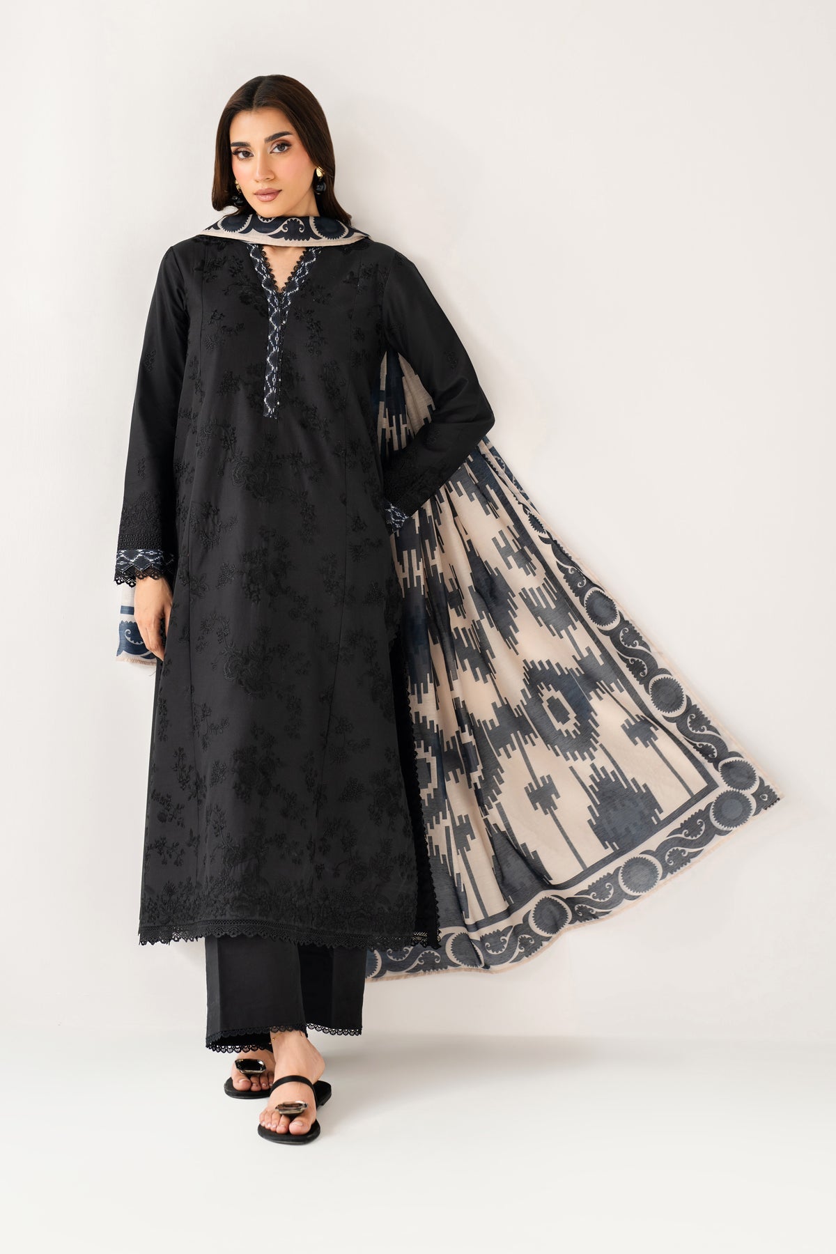 Xenia L'essence Summer '26 | FAYRA