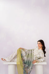 Xenia L'essence Summer '26 | IZZY