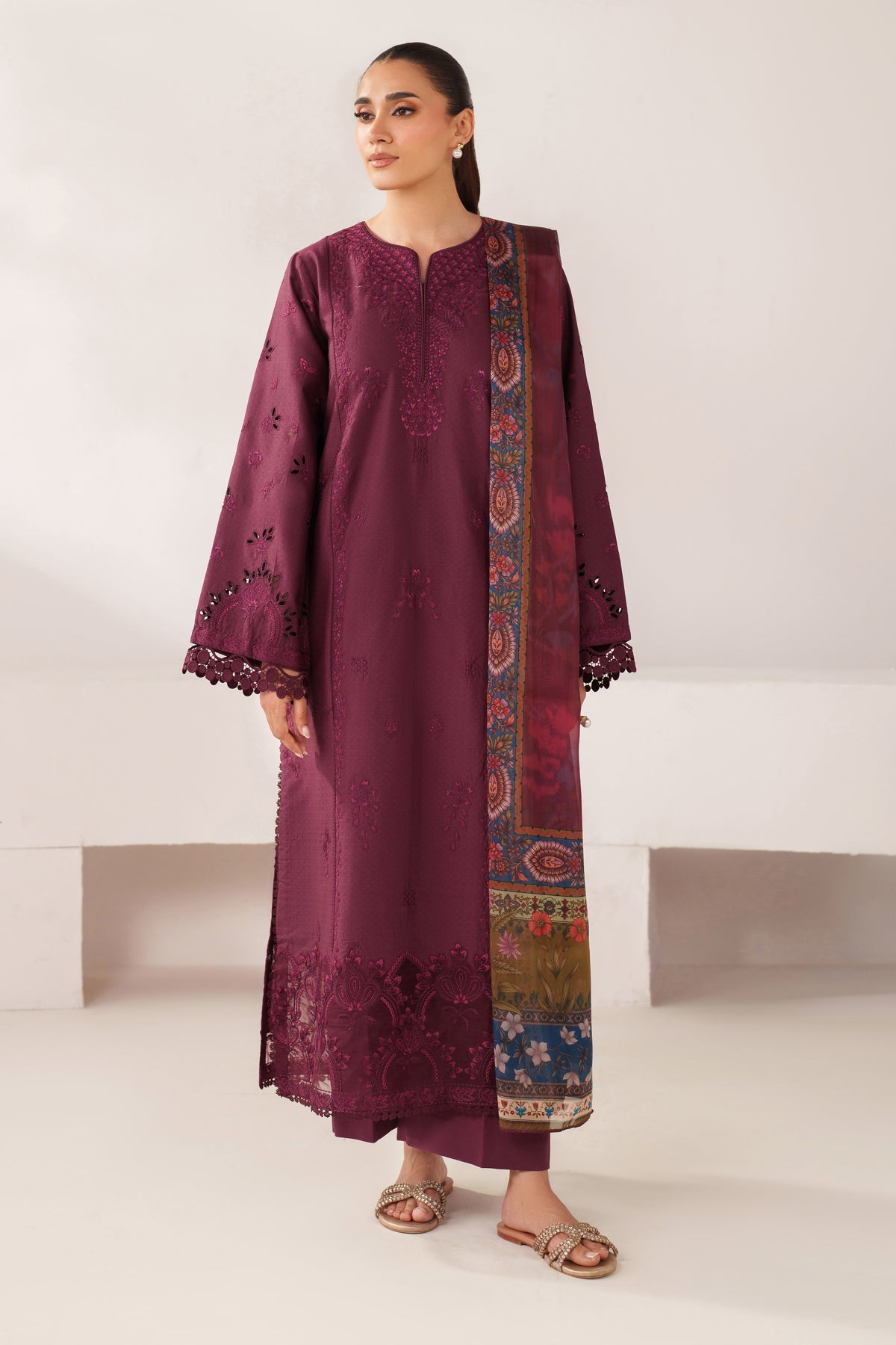 Xenia L'essence Summer '26 | NIHA