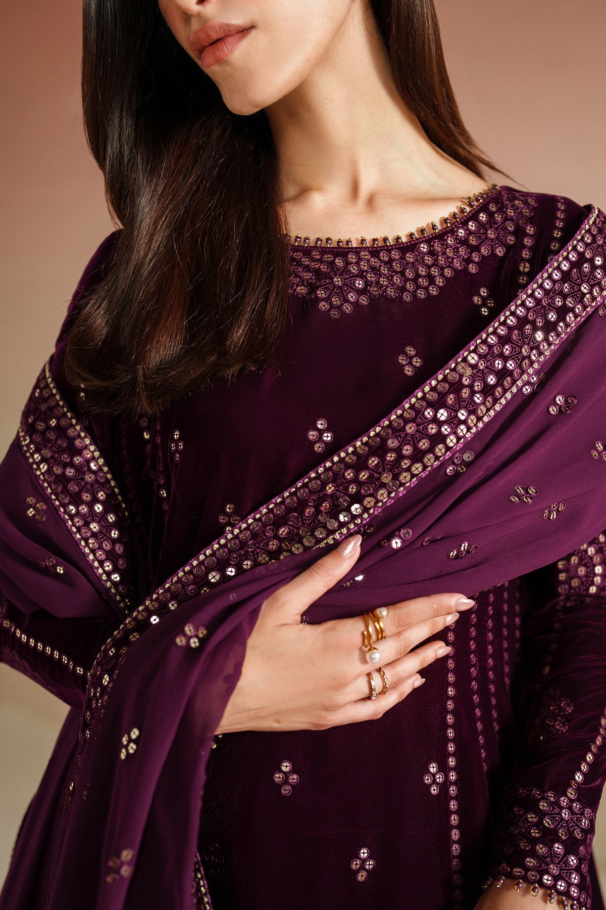 Jazmin | VVF D-1 | Embroidered Velvet Formal