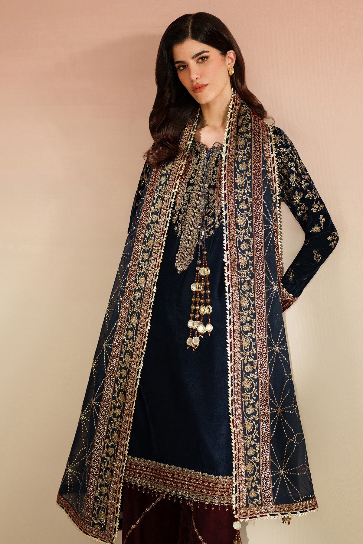 Jazmin | VVF D-7 | Embroidered Velvet Formal