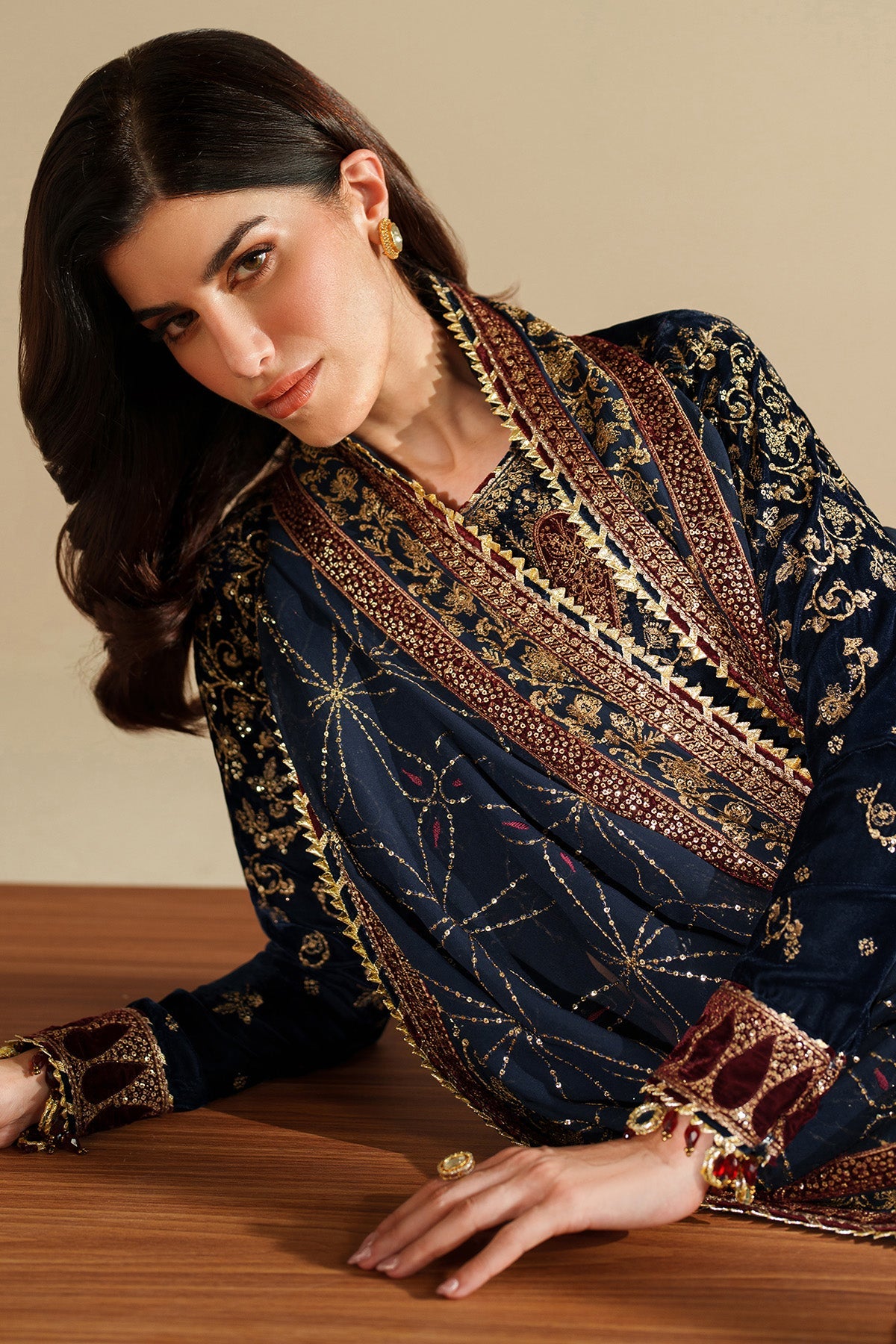 Jazmin | VVF D-7 | Embroidered Velvet Formal