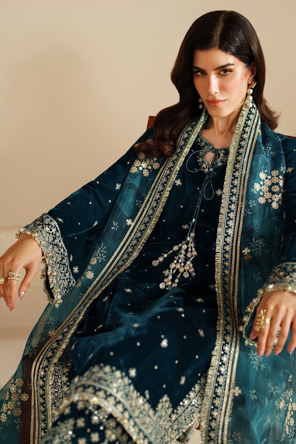 Jazmin | VVF D-2 | Embroidered Velvet Formal