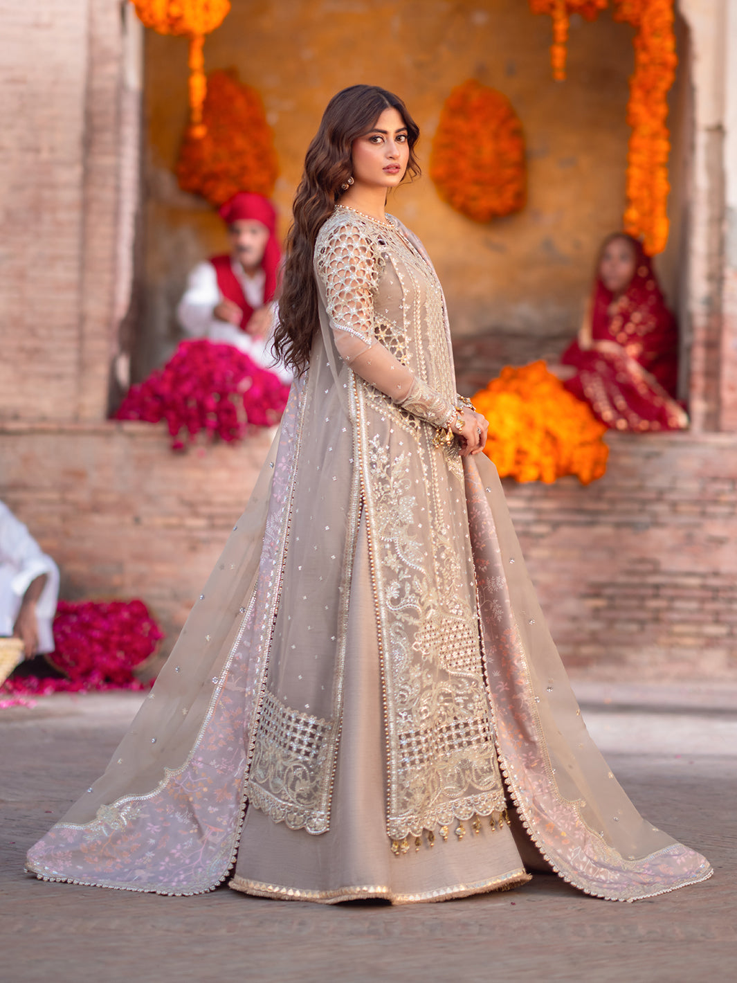 binilyas | Sona Gachi Formals | D-601