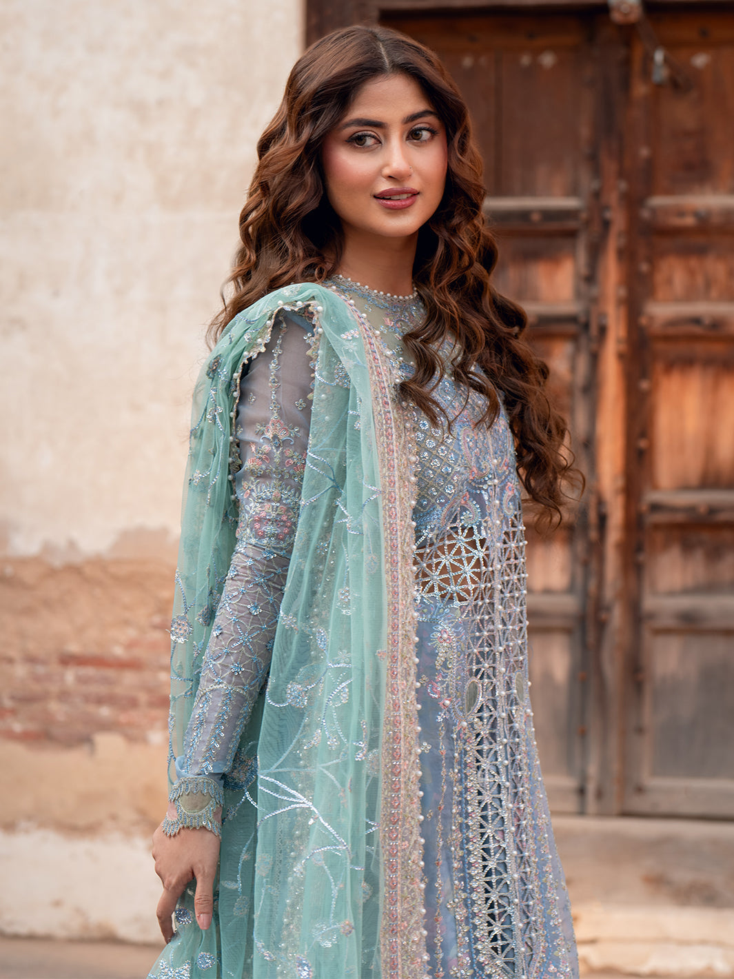 binilyas | Sona Gachi Formals | D-602