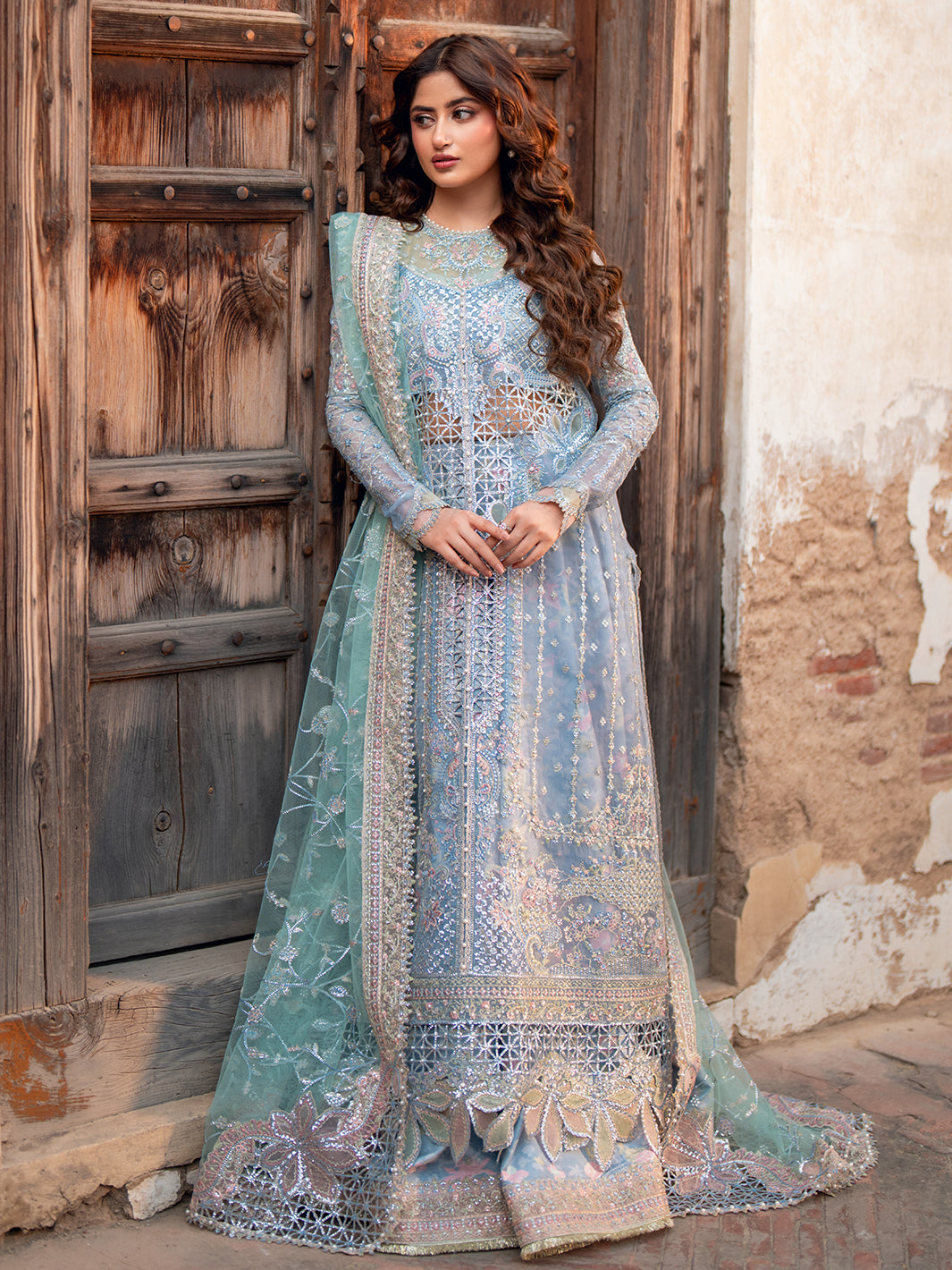 binilyas | Sona Gachi Formals | D-602