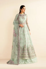 Detailed embroidered dupatta border of SIVE by Xenia