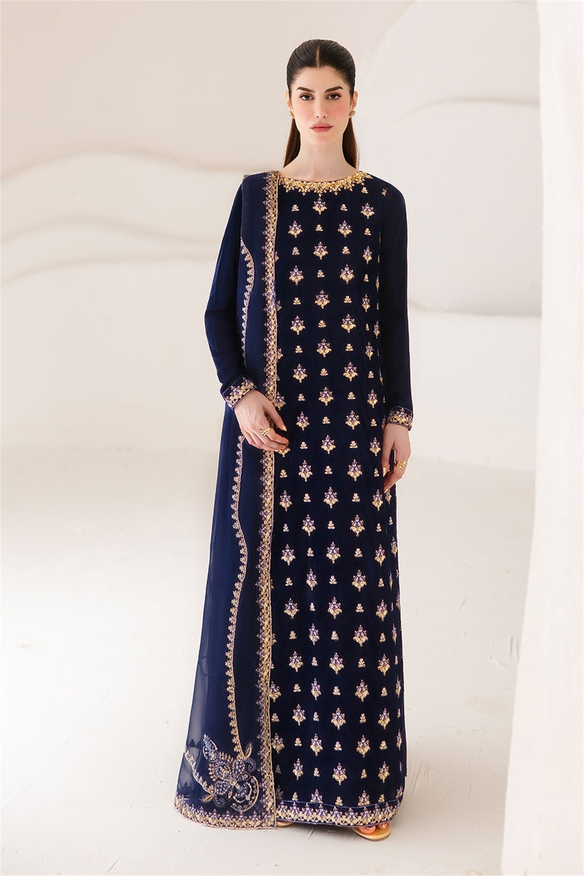 Emaan Adeel | The Velvet Affair | ESMERAY