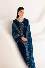 Emaan Adeel | The Velvet Affair | EVANTHE