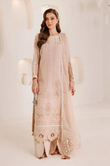 Embroidered chiffon front of Alizeh Ehal camel-toned shirt
