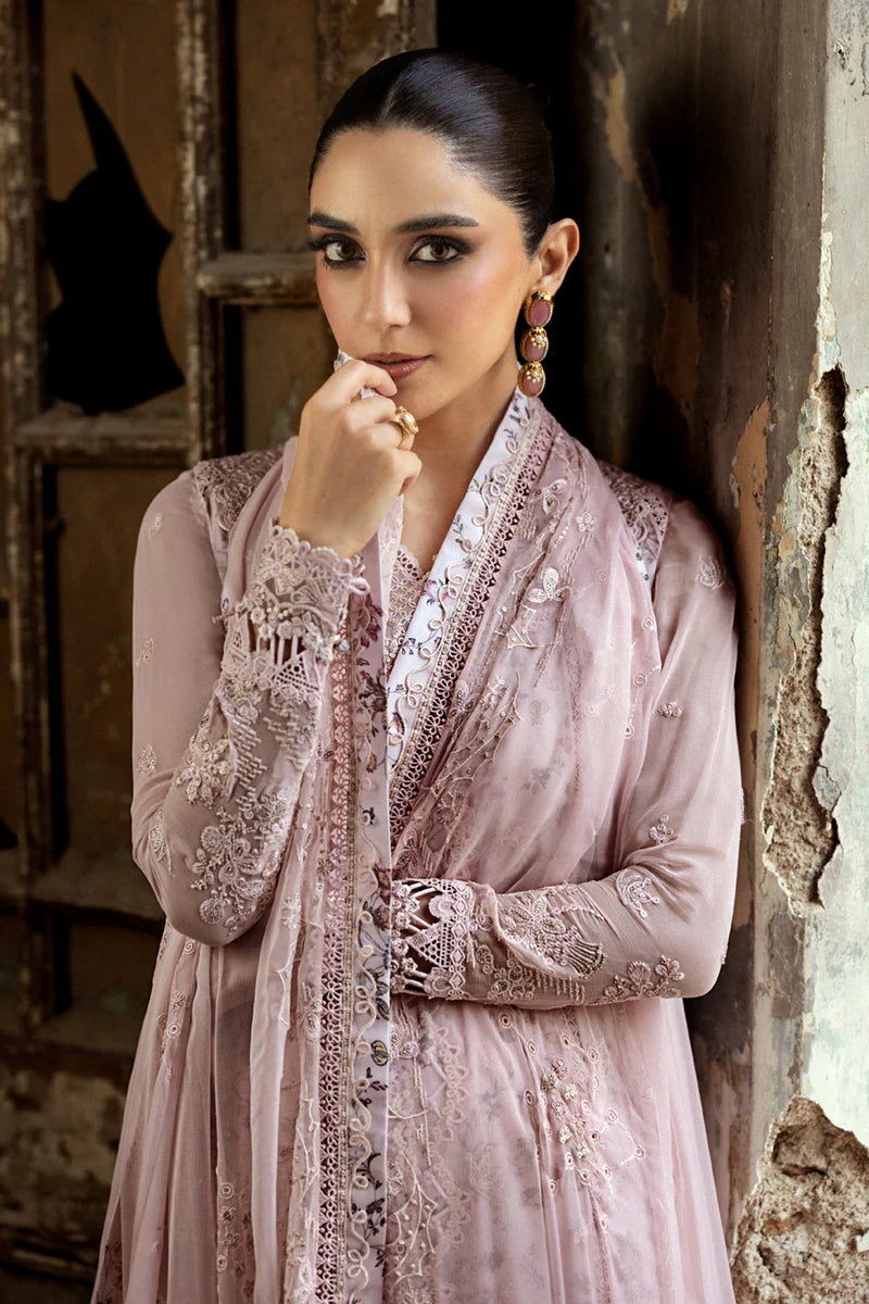 Embroidered left and right shirt panels of Qalamkar WN-05 RIONA