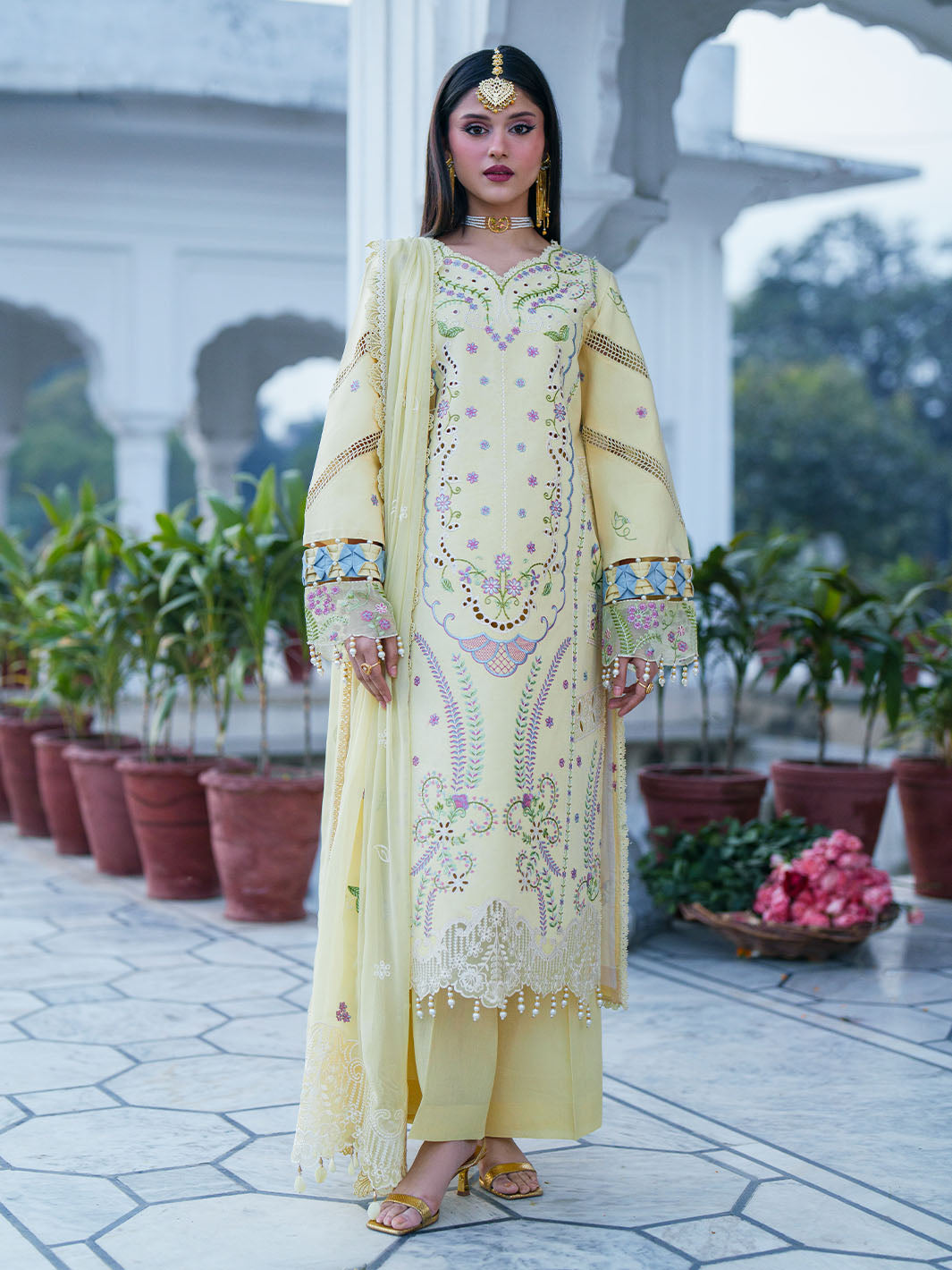 Mahnur Gul Luxury Lawn '26 | G-014 | 3 PC Lawn