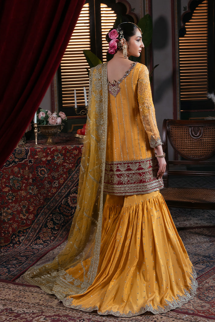 Dupatta embroidery detail of Roshni luxury dress