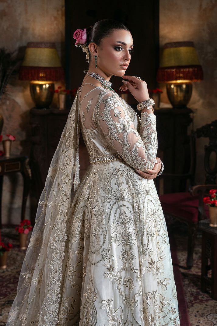 Handmade embellished yoke of Jahanara outfit