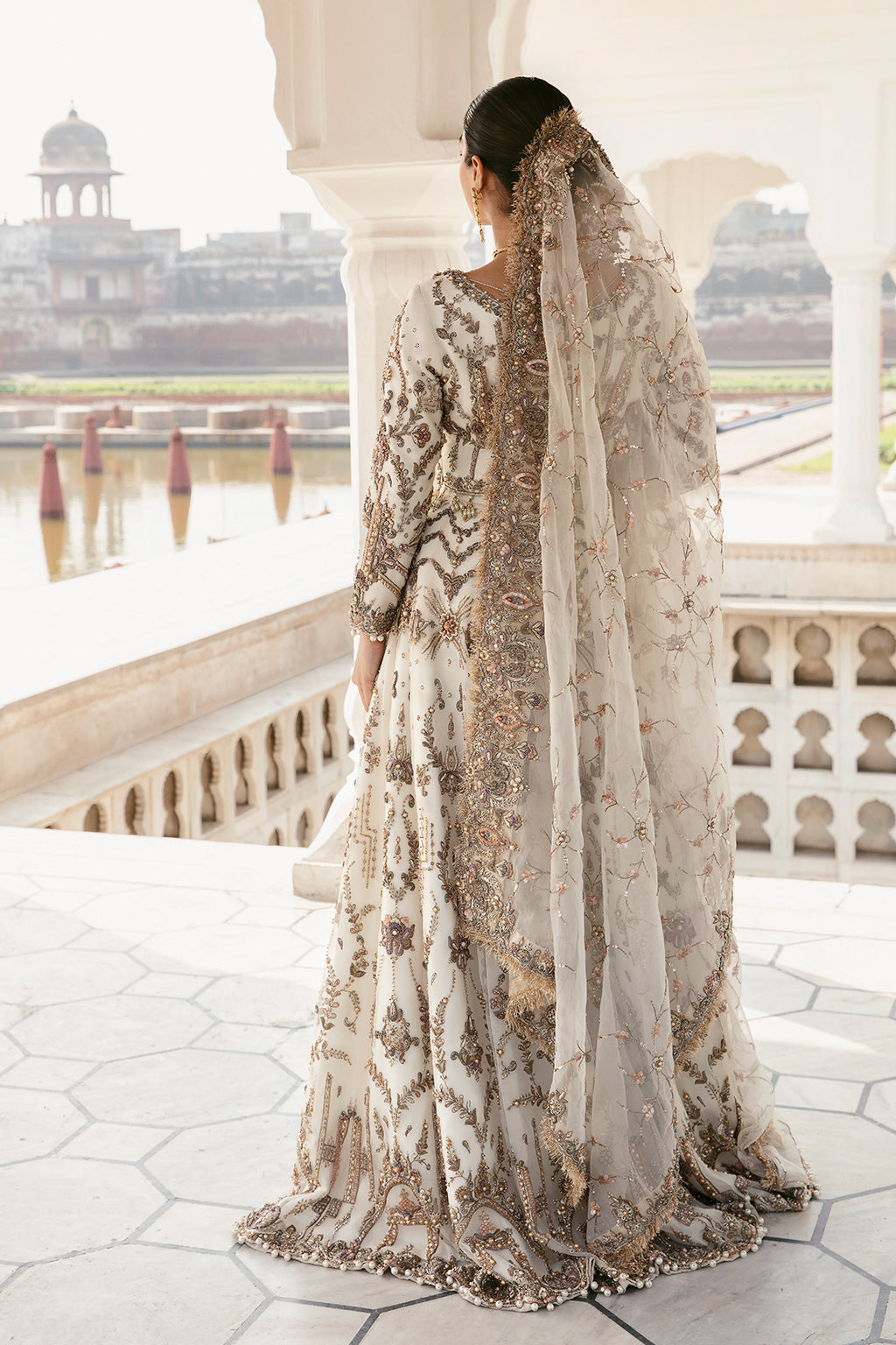 Mehfil-e-uroos Collection By Bazzaz White Whisper