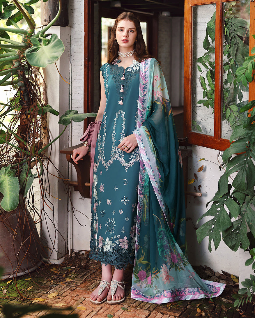 Mushq The Secret Garden Lawn | Ivy Spell