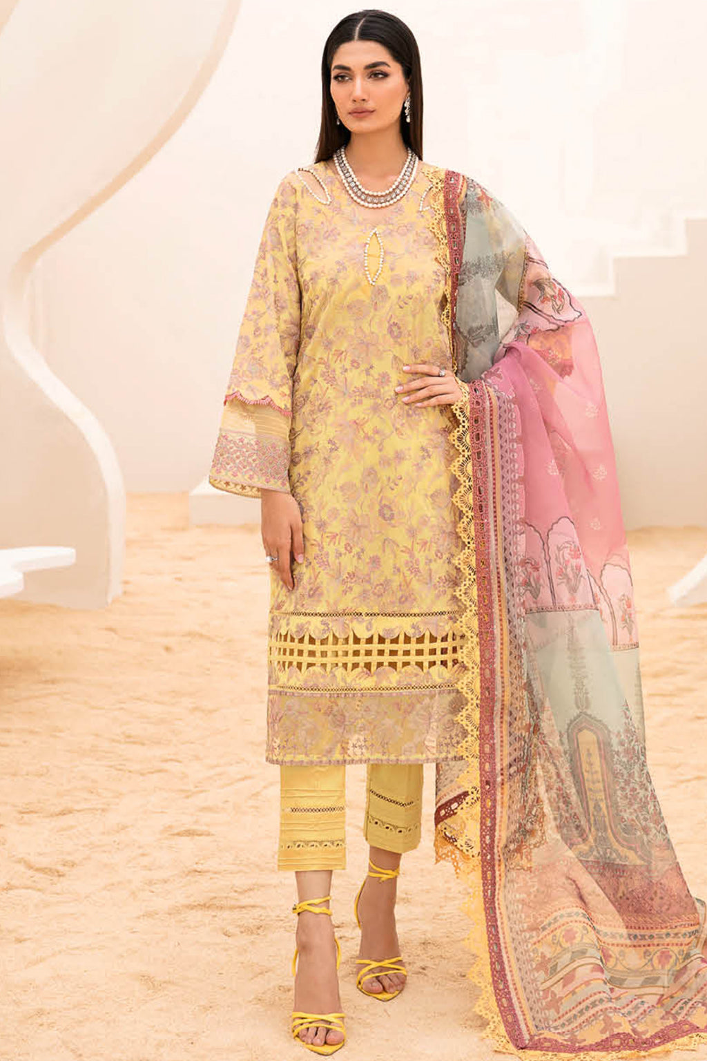 Andaaz Luxury Lawn Vol 7 Collection '23 By Ramsha Z-706