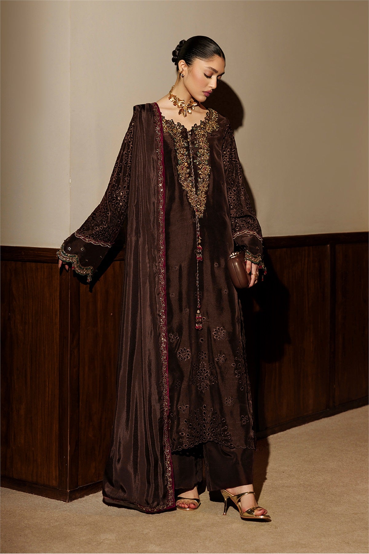 Iznik Festive Formals '26 | UE-721