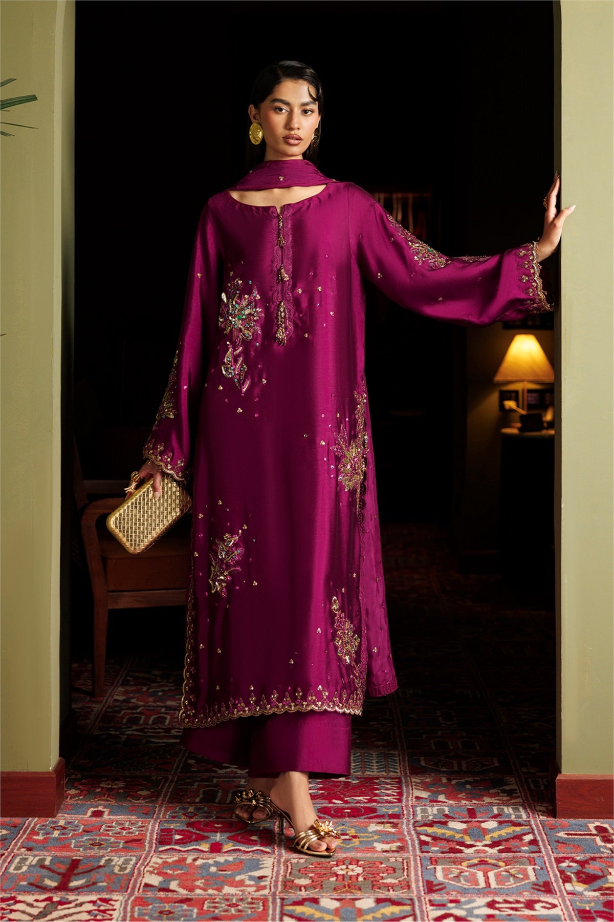 Iznik Festive Formals '26 | UE-722