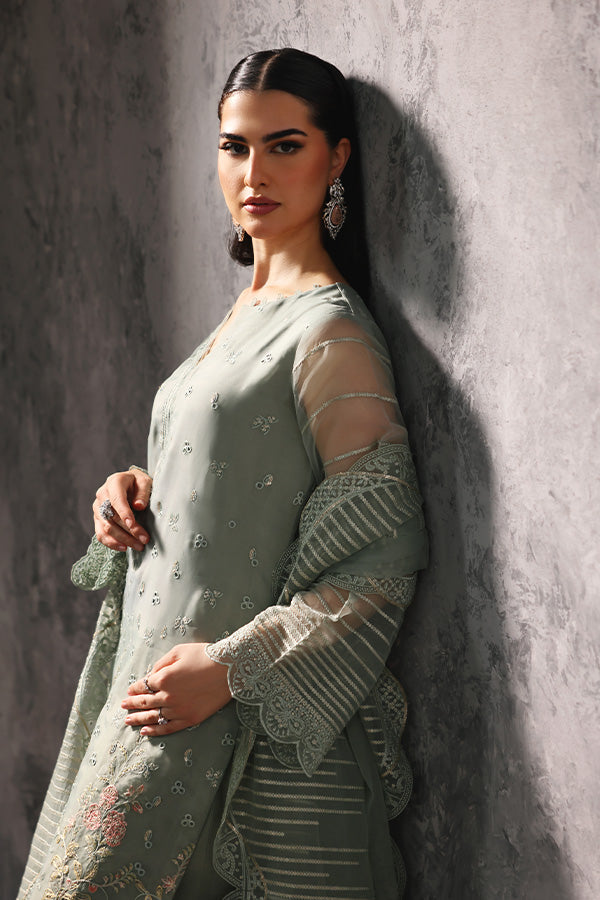 Aatish Luxury Embroidered Collection'24 By Saffron Sehar-e-Shama