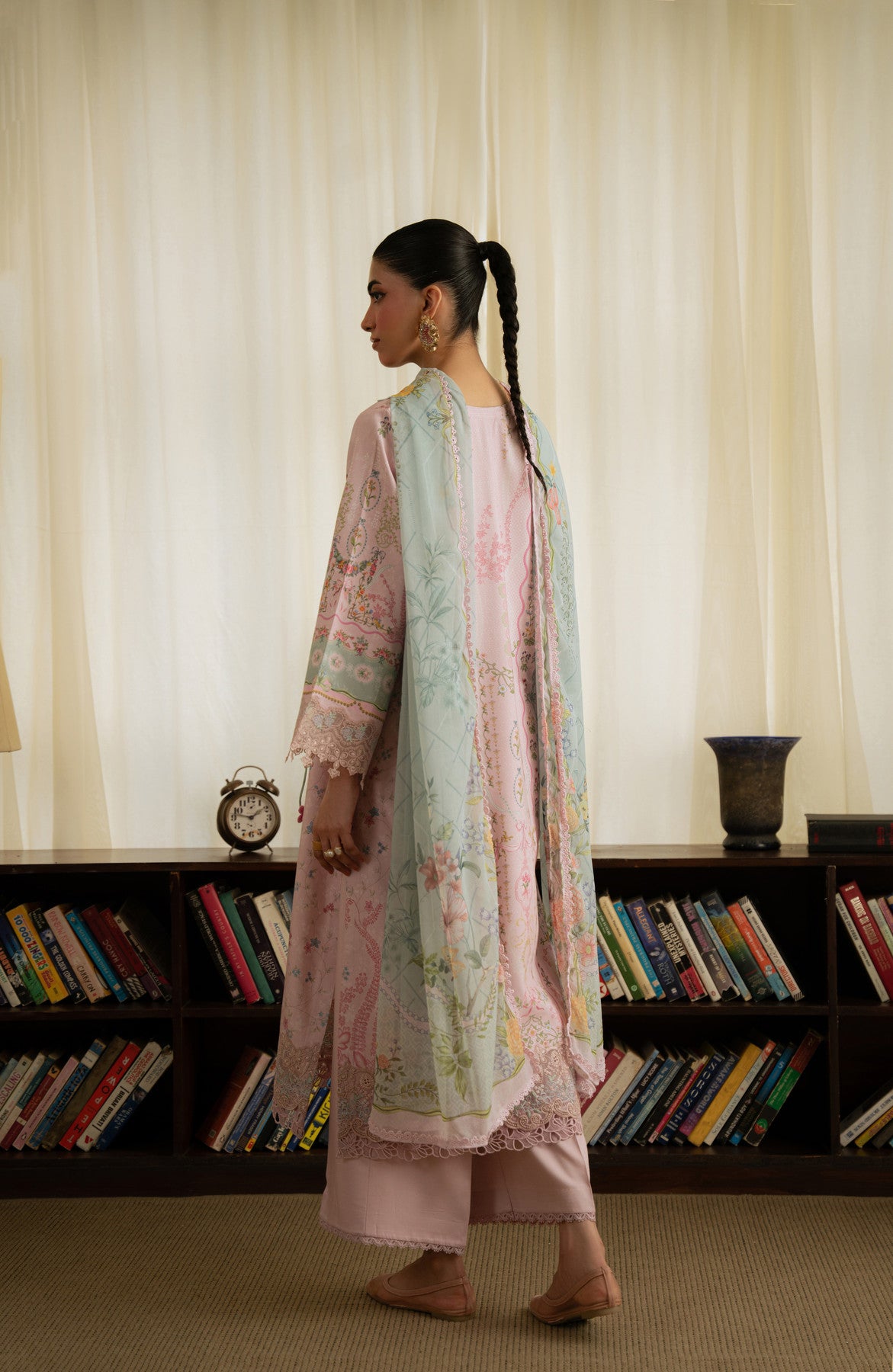 Aabyaan ELODIE AK-07 look 3