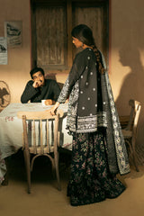 Back panel embroidery design of Bekhudi from Afrozeh