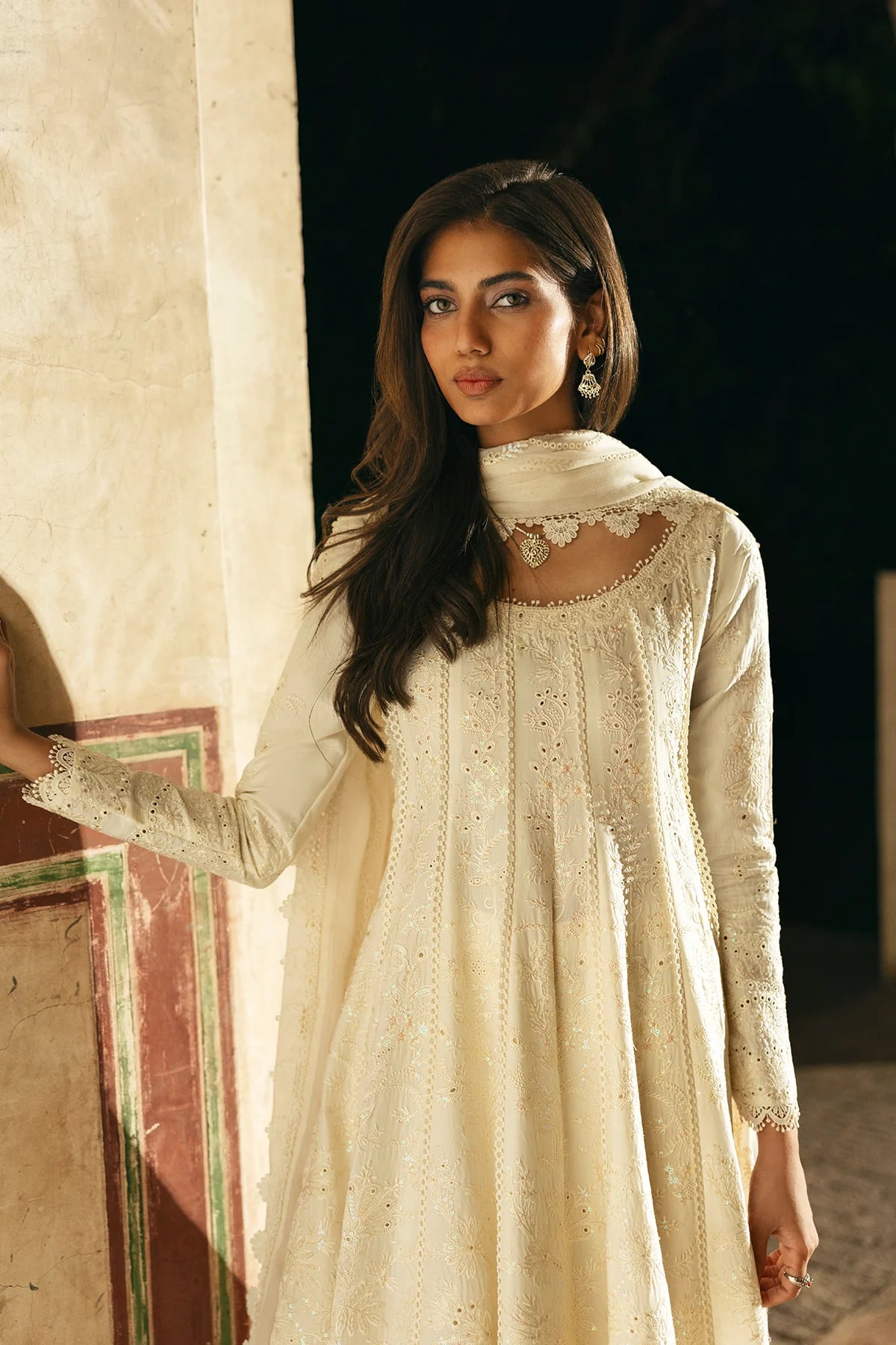 Hand-Embroidered Sleeves - Afrozeh Ishq Lawn Suit