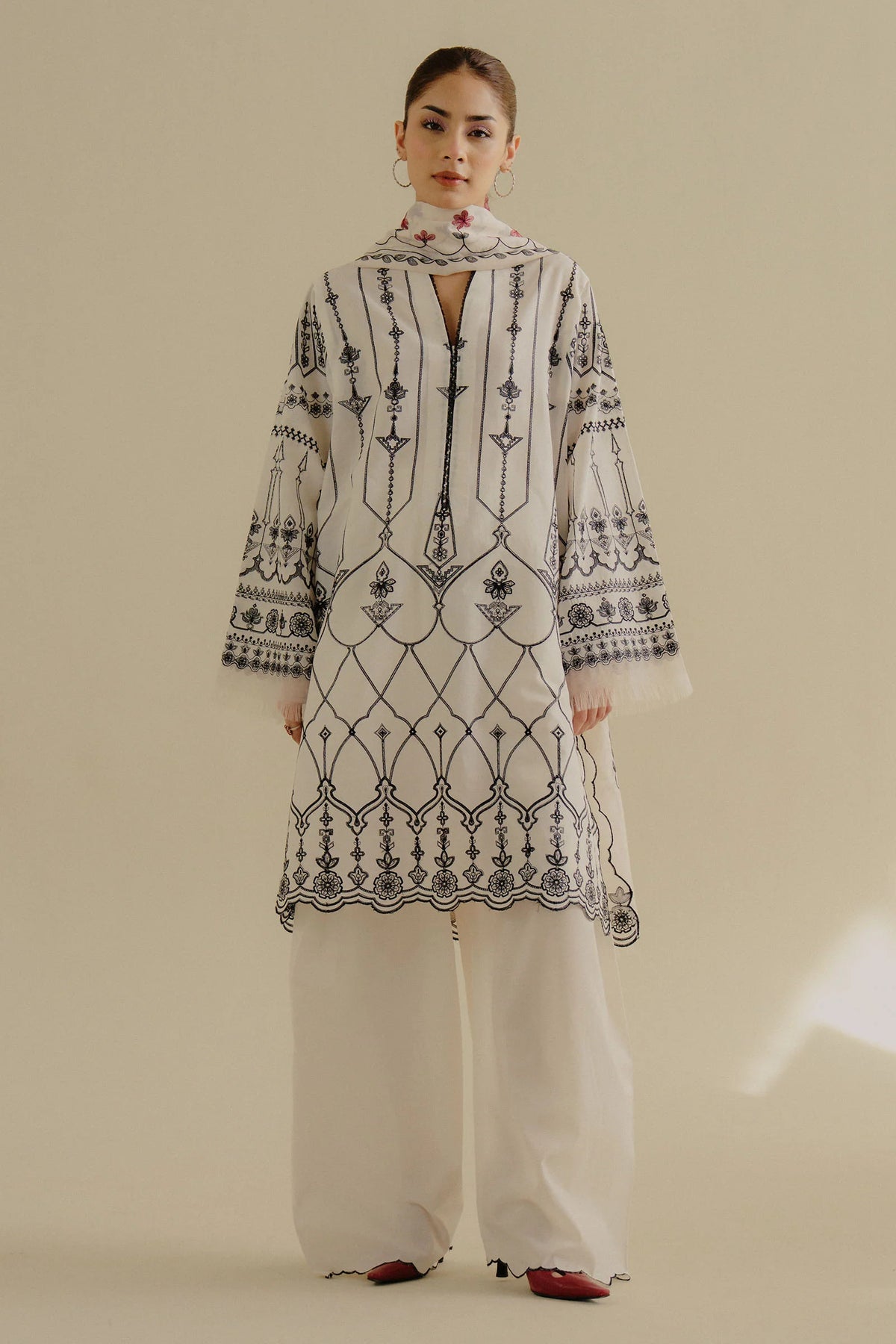 COCO By Zara Shahjahan Iris-2B Lawn Suit - Front Embroidered Detail