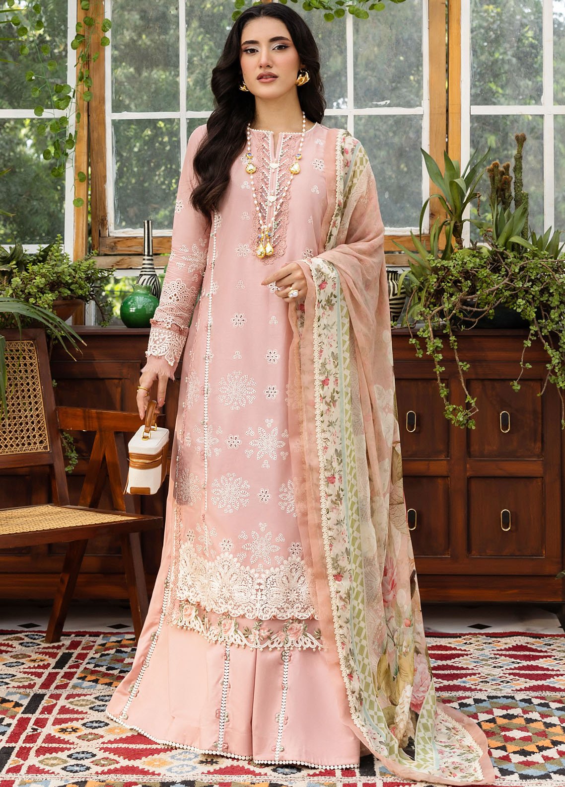 Elaf | EEC-1A FOREVER BLUSH | CHIKANKARI WITH CHIFFON