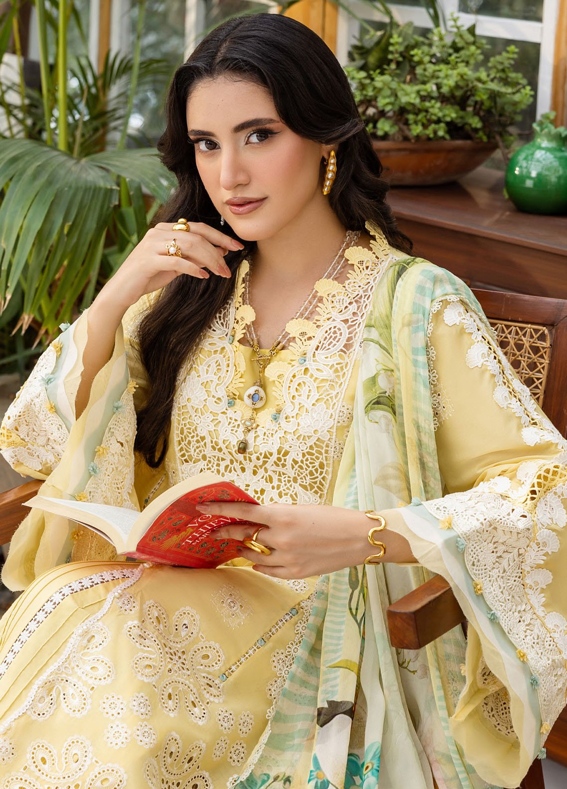 Elaf | EEC-2B BUTTER BLOOM | CHIKANKARI WITH CHIFFON