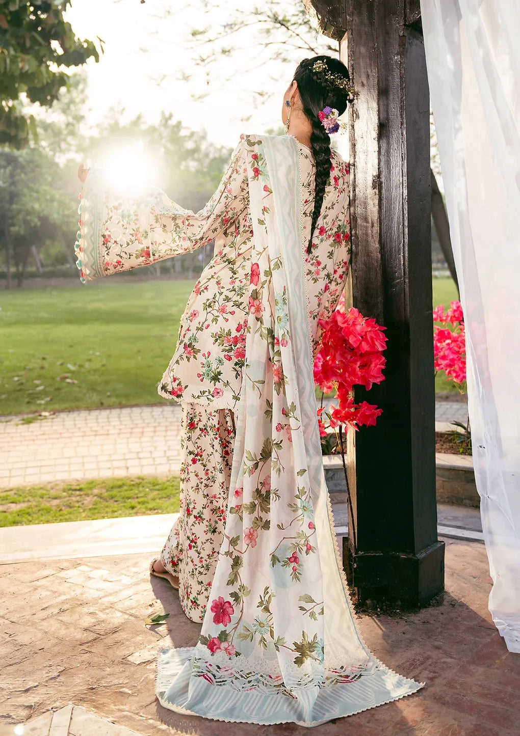 Elaf Day Bloom Unstitched Lawn Suit - back pannel design