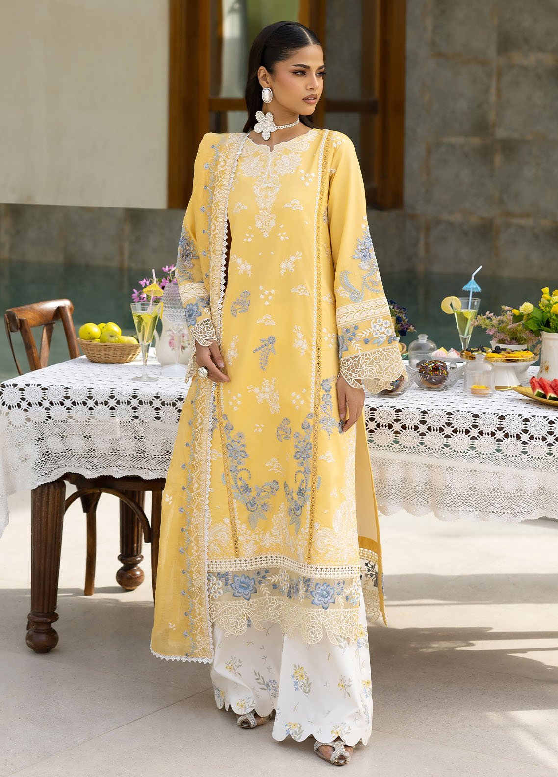 Embroidered motifs for sleeves in Florent FEF-2A suit
