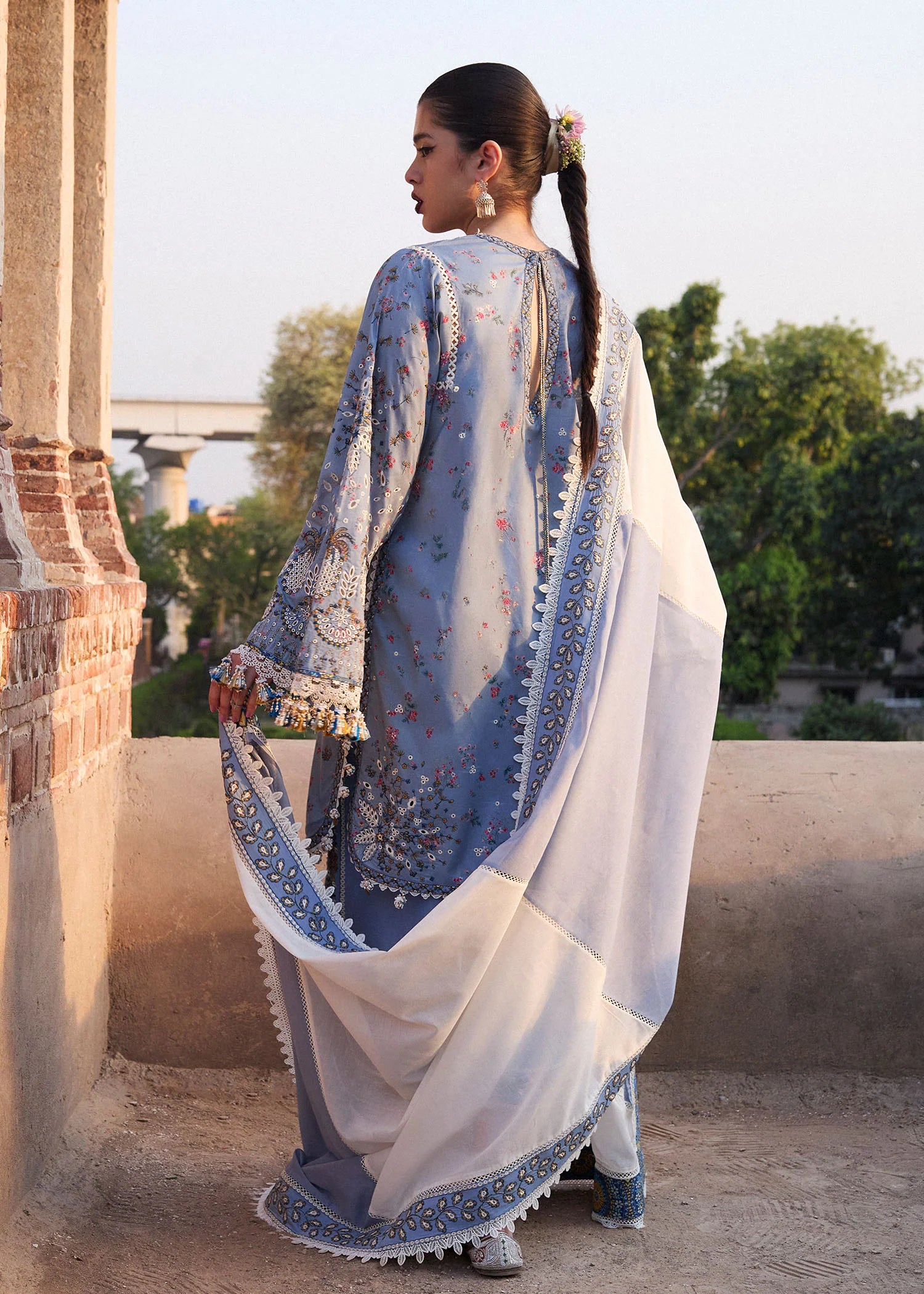 ntricate Back Embroidery on HussainRehar Fira Lawn Suit