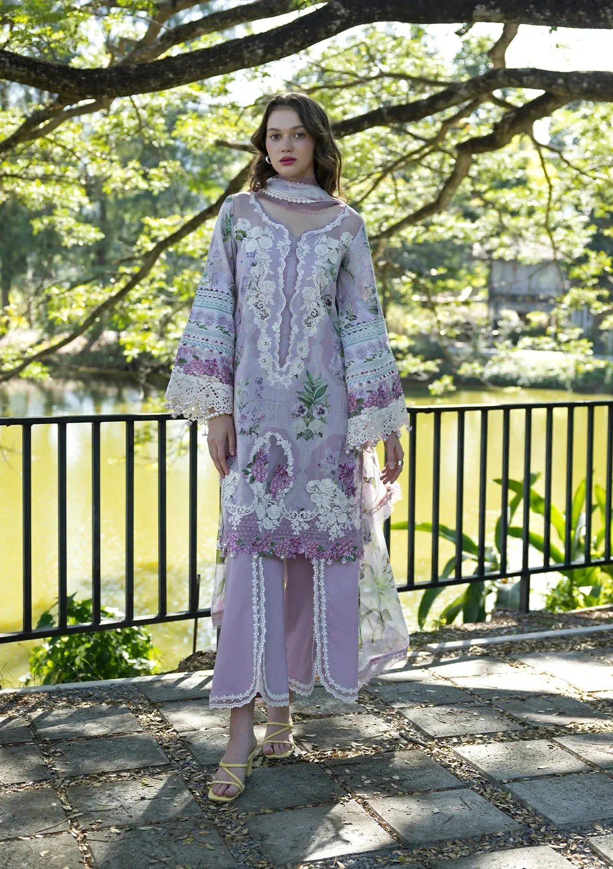 Elaf Signature - Embroidered Prints Collection With Chiffon Dupatta '26 | ESA-8A JULIETTE
