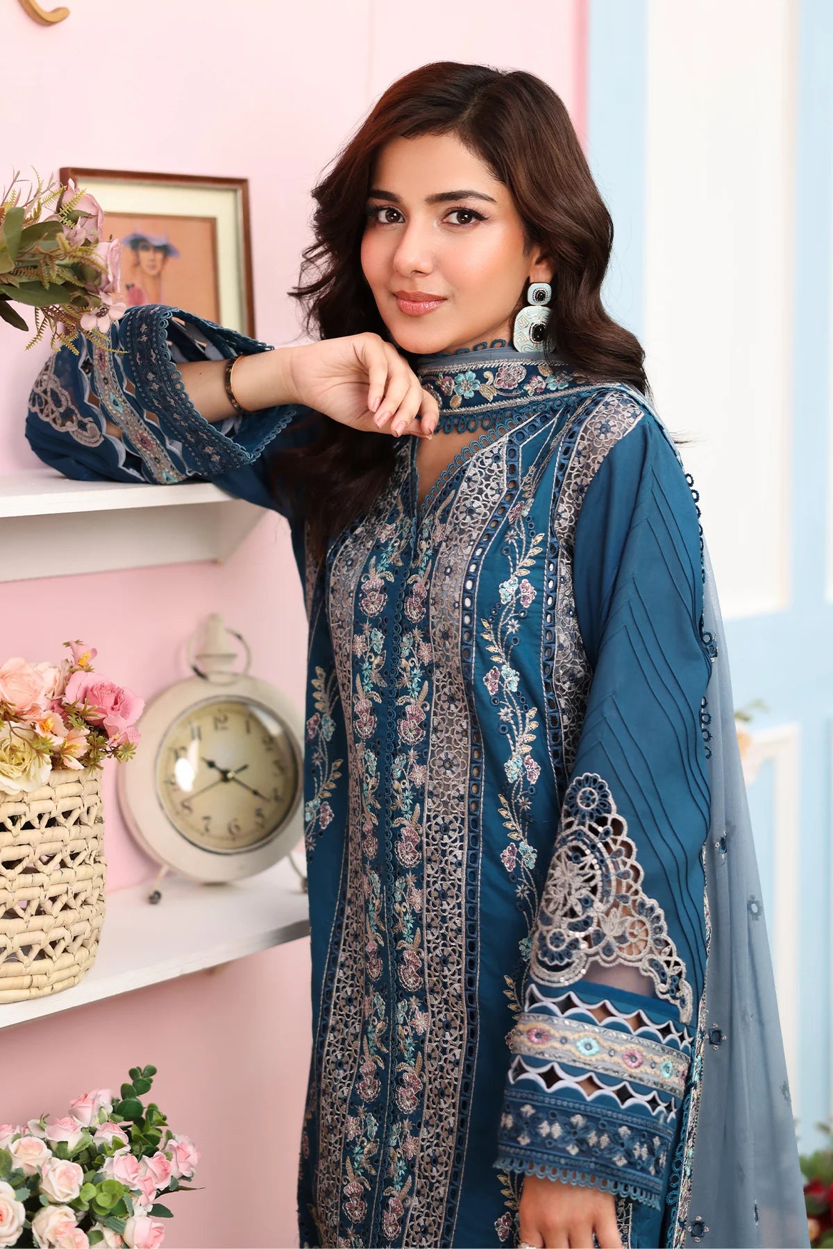 Hand-Embroidered Front Panels - Imrozia Premium Lawn