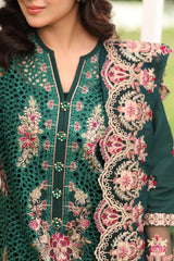 Hand Embroidery Detail on Imrozia & Serene Lawn Shirt