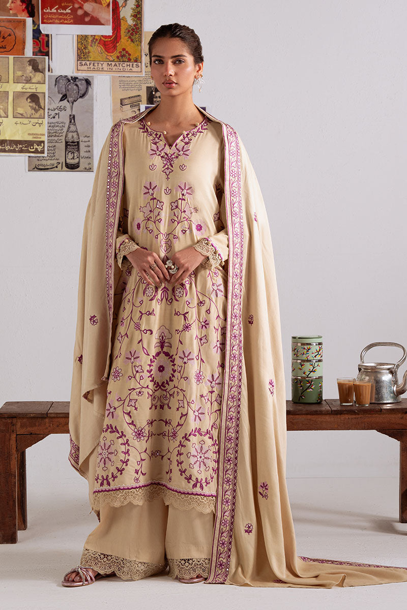 Fawn Radiance — beige elegance meets winter warmth by Cross Stitch. ✨