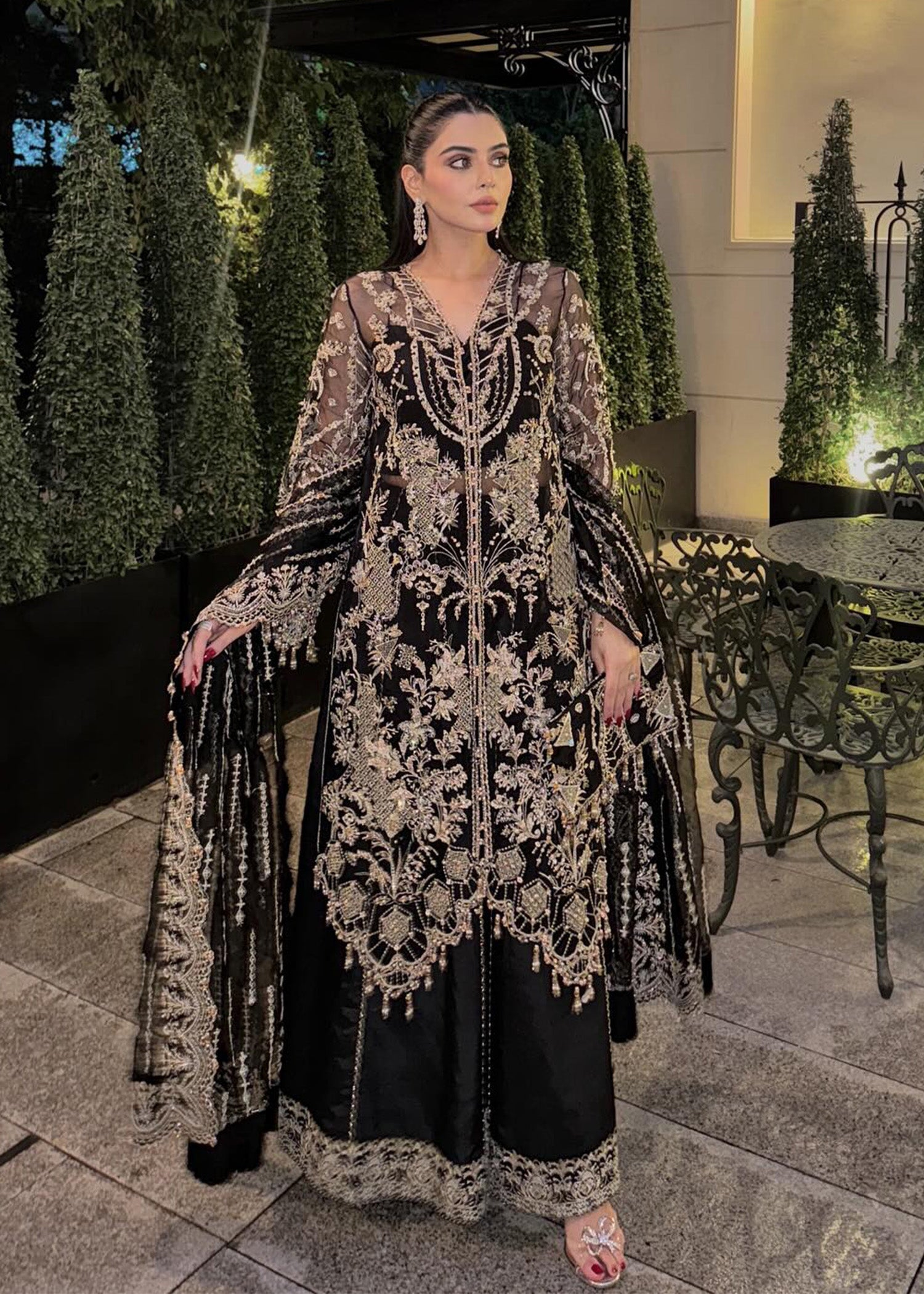 Kanwal Malik Maahi Festive Onyx Noir – Luxury Unstitched 2025