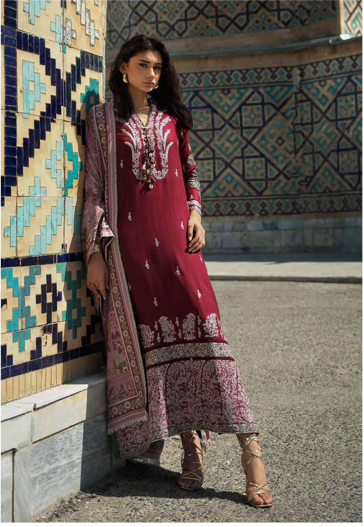 Broadway Winter timurid-rose photo 1