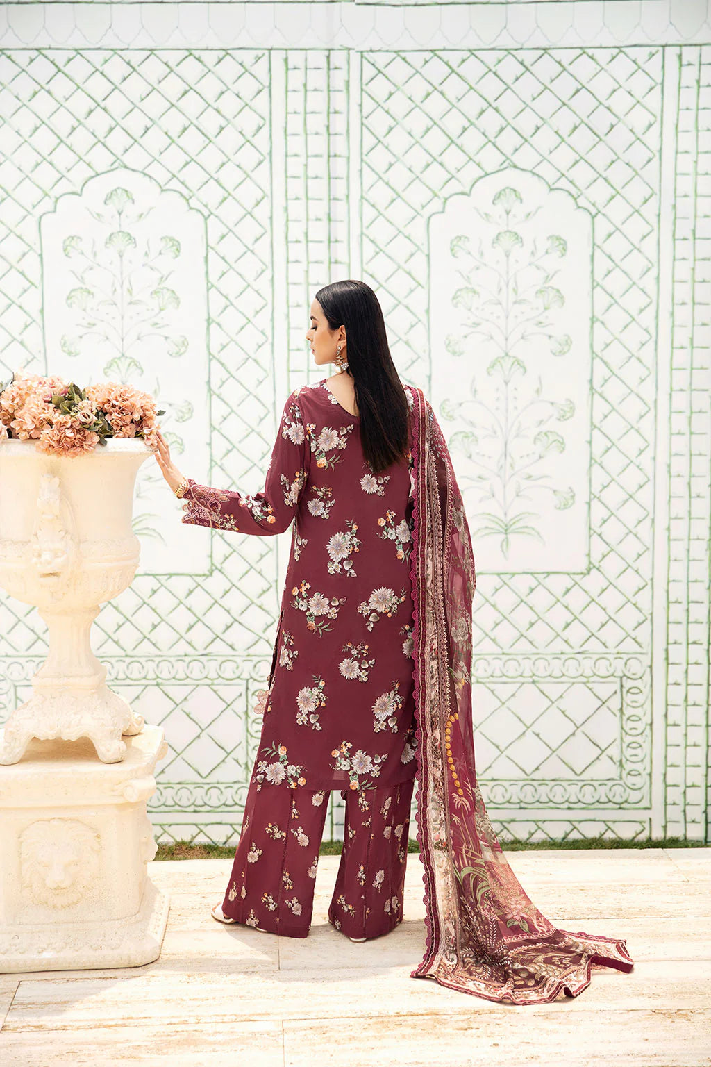 Rangrez Luxury Lawn '25 | N-603 | 3PC Digital Printed Suit