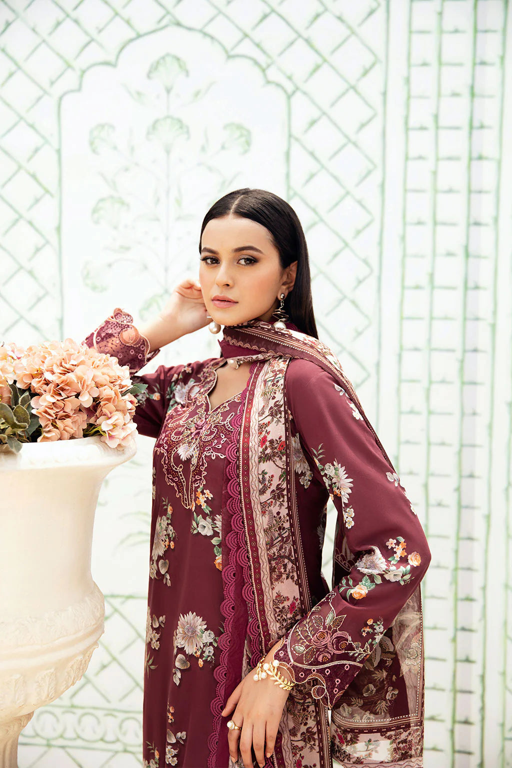 Rangrez Luxury Lawn '25 | N-603 | 3PC Digital Printed Suit