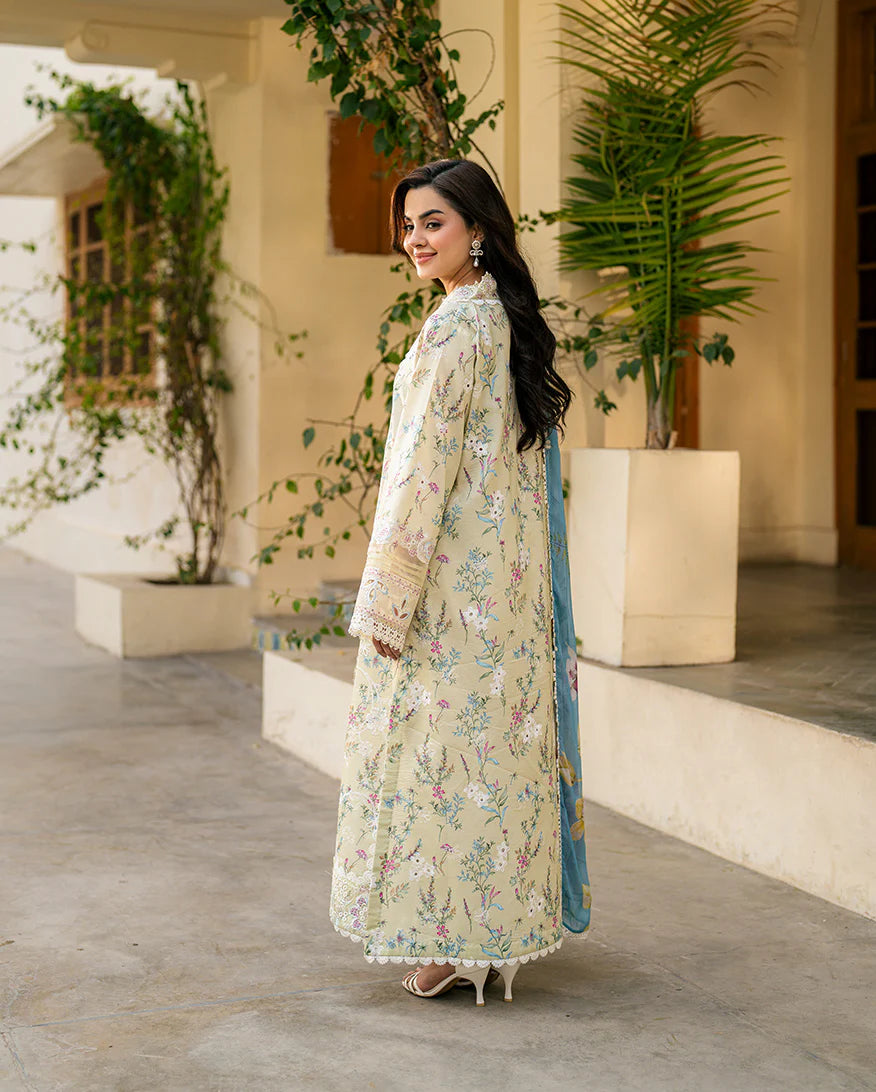 Detailed Chikan Embroidery on Back - Roheenaz Aashiyana Lawn'2